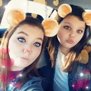 Meet your Posher, Abigail